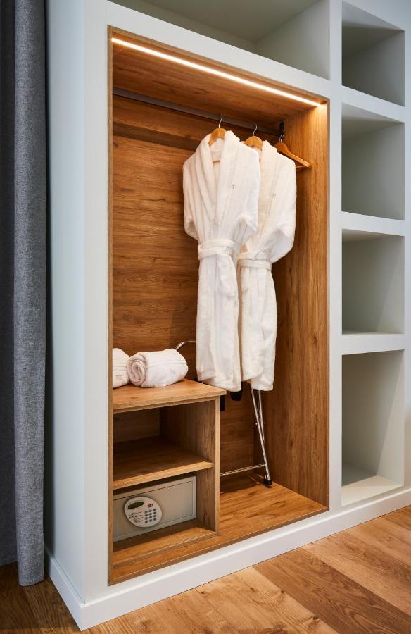 Hueneja Hotel Boutique Molino De Enmedio מראה חיצוני תמונה